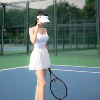 蒋亮美
